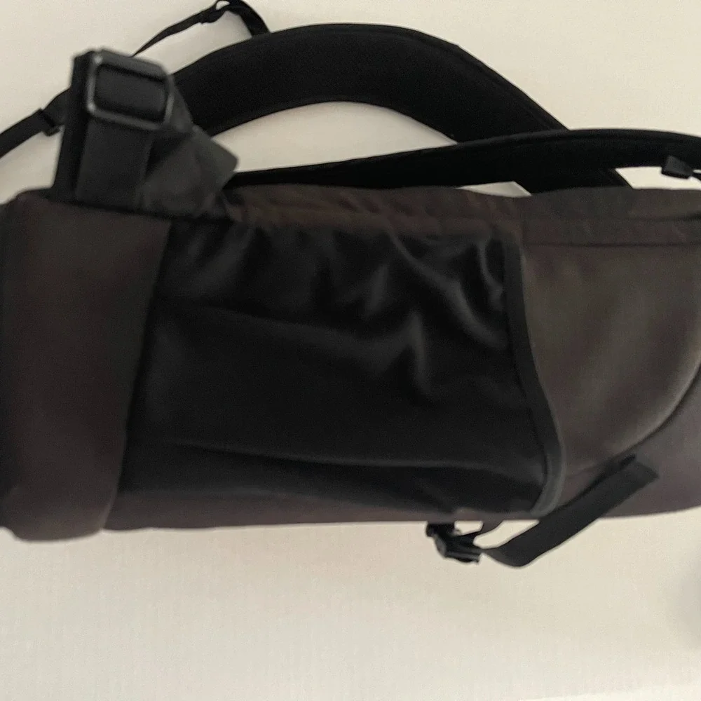 Lowepro Flipside 300 DSLR Camera Backpack Black Tripod Holder Padded Dividers